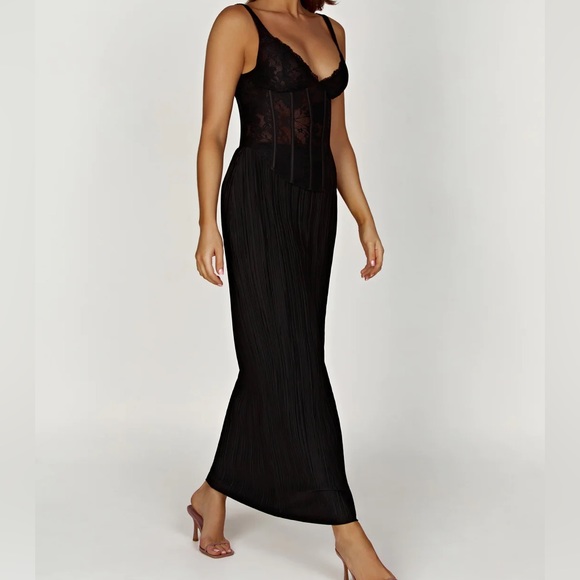 NWT Meshki ELSIE Plisse Maxi Skirt Black small - Picture 7 of 9